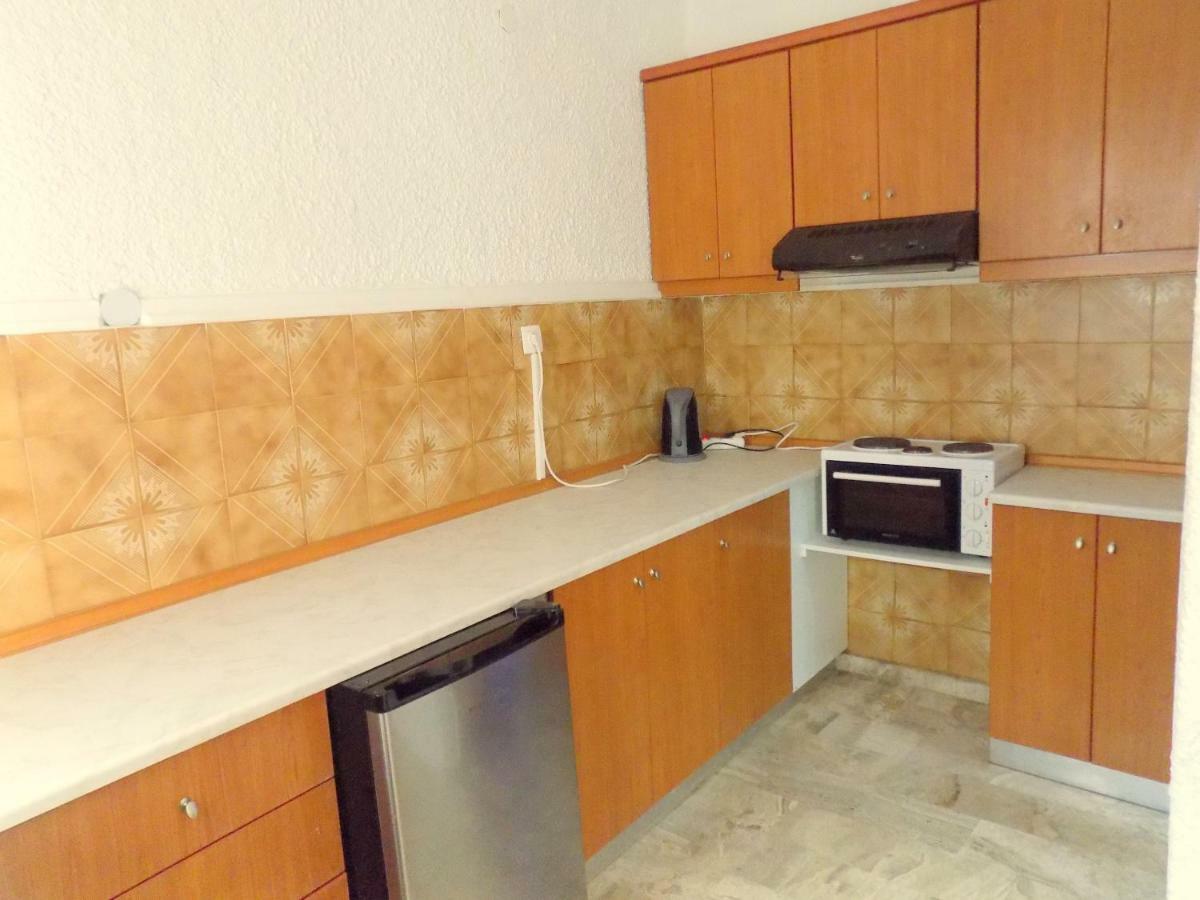 Pallada Apartment Kalathas Exterior photo