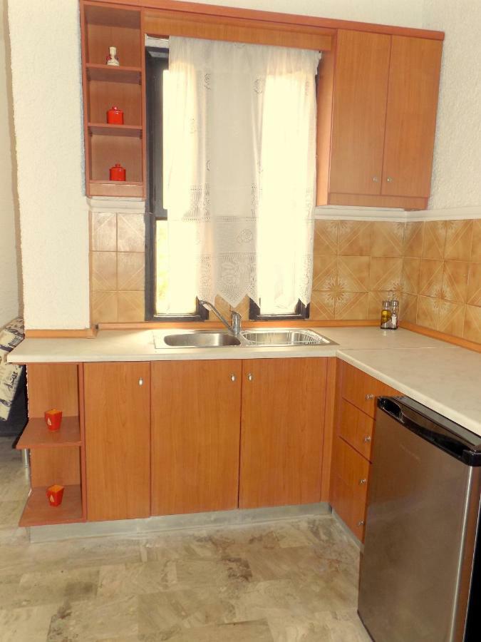 Pallada Apartment Kalathas Exterior photo